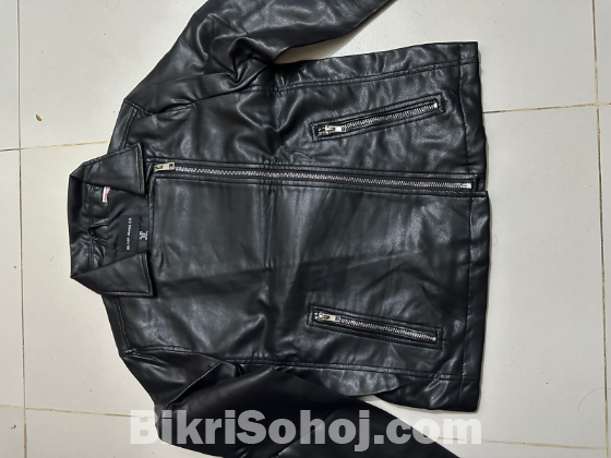 Woman leather jacket